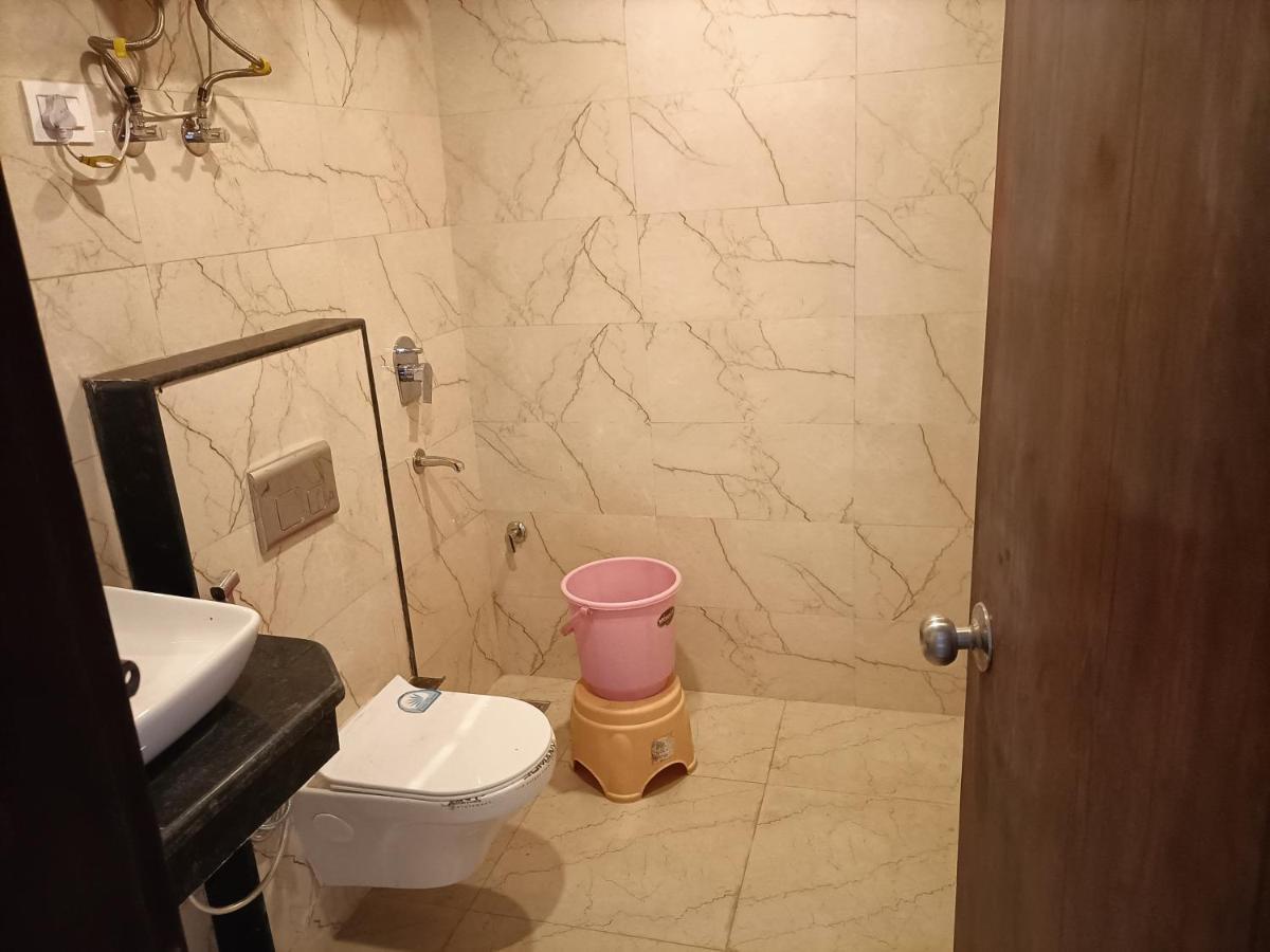 Family Hotel Tark Near Igi Airport Delhi New Delhi Extérieur photo