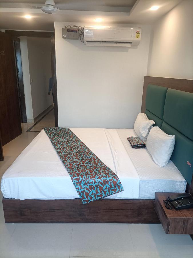 Family Hotel Tark Near Igi Airport Delhi New Delhi Extérieur photo